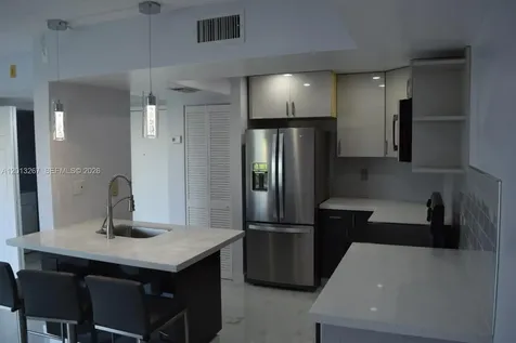2075 SW 122nd Avenue Miami FL 33175