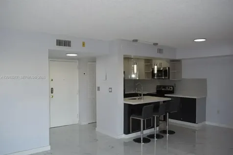 2075 SW 122nd Avenue Miami FL 33175