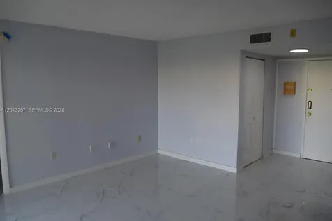 2075 SW 122nd Avenue Miami FL 33175