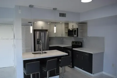 2075 SW 122nd Avenue Miami FL 33175