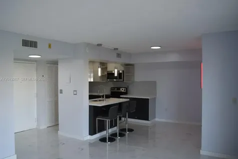 2075 SW 122nd Avenue Miami FL 33175