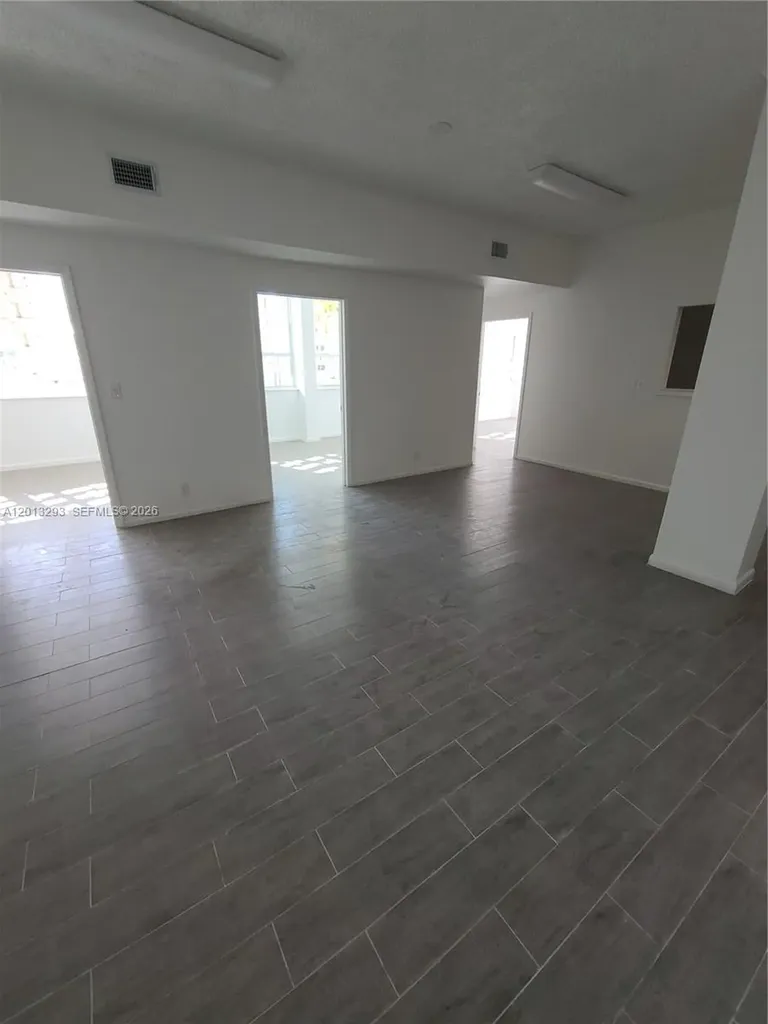 2406 E Oakland Park Boulevard Fort Lauderdale FL 33306