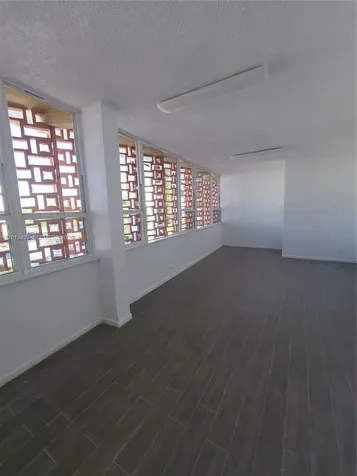 2406 E Oakland Park Boulevard Fort Lauderdale FL 33306