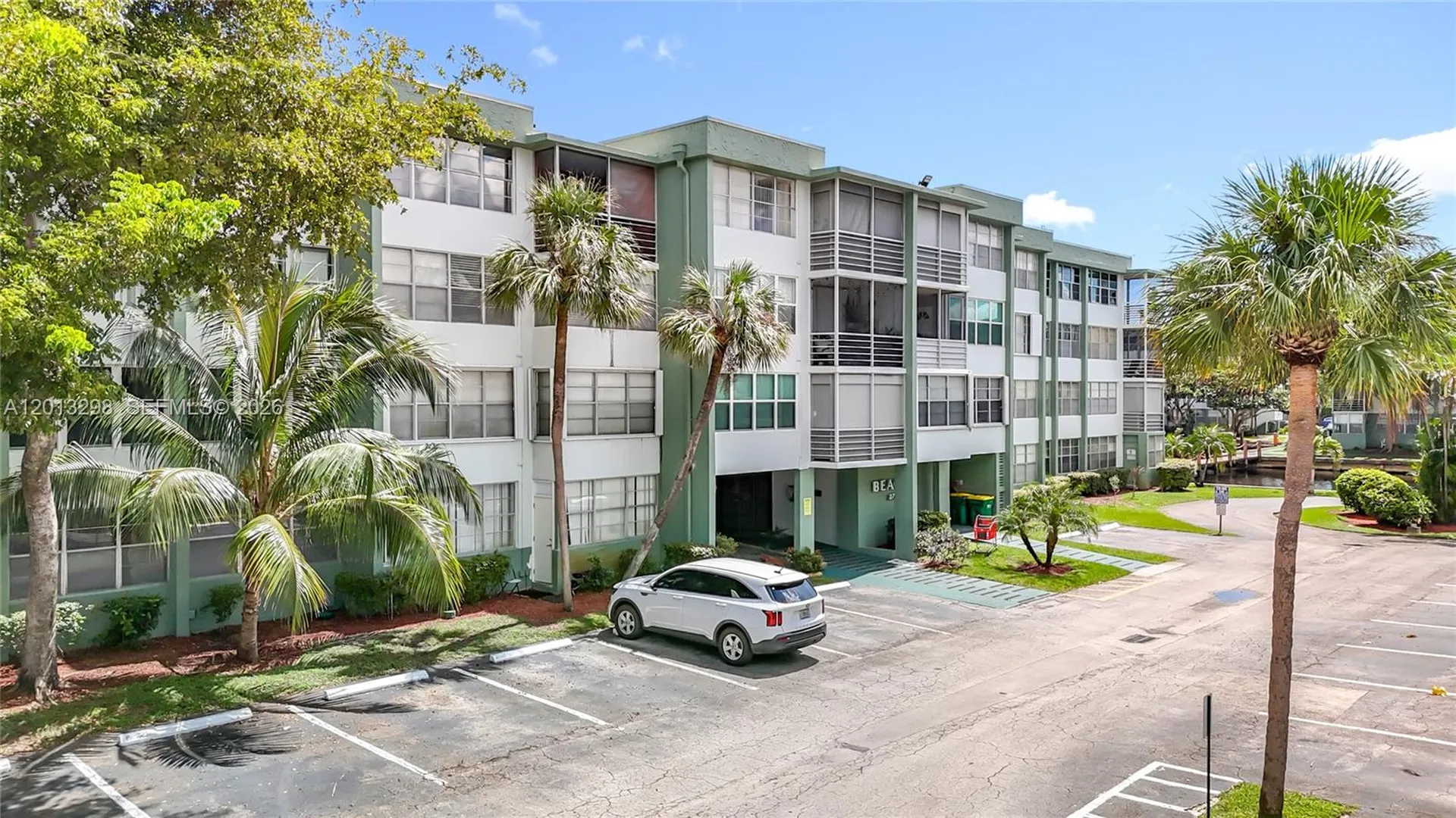 2751 Taft Street Hollywood FL 33020