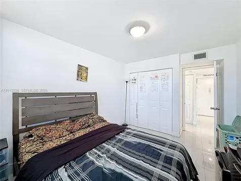 2751 Taft Street Hollywood FL 33020