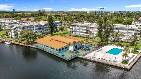2751 Taft Street Hollywood FL 33020