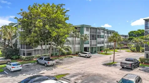 2751 Taft Street Hollywood FL 33020