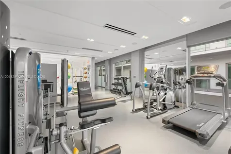 1600 SW 1st Avenue Miami FL 33129