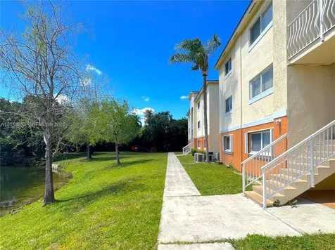 3610 N 56th Avenue Hollywood FL 33021