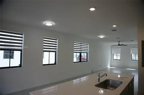 371 NE 16th Street Florida City FL 33034