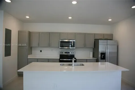 371 NE 16th Street Florida City FL 33034