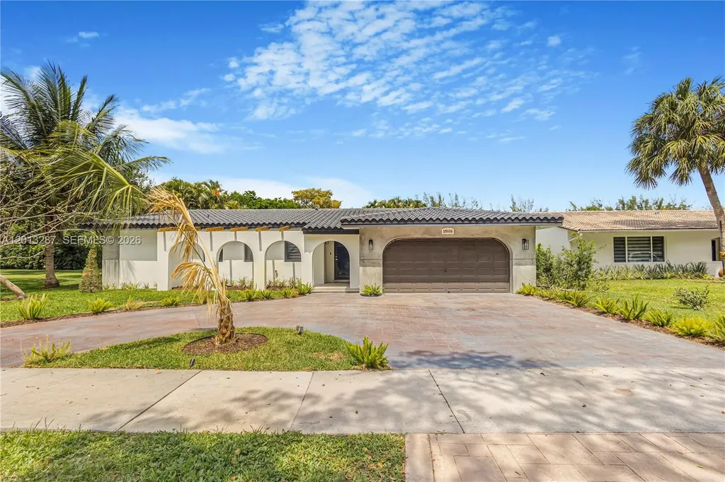 15331 Turnbull Drive Miami Lakes FL 33014