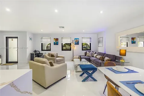 15331 Turnbull Drive Miami Lakes FL 33014