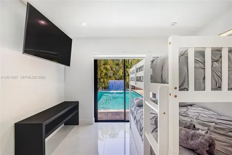15331 Turnbull Drive Miami Lakes FL 33014