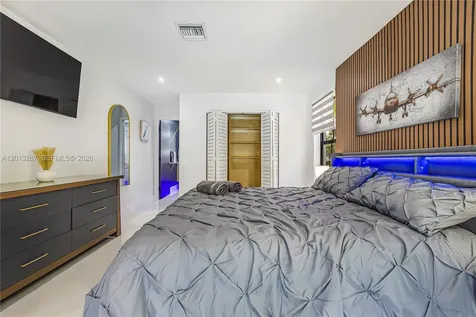 15331 Turnbull Drive Miami Lakes FL 33014