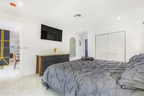 15331 Turnbull Drive Miami Lakes FL 33014