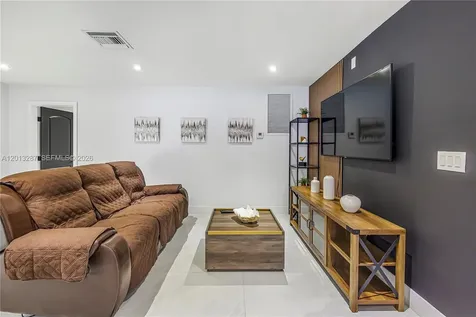 15331 Turnbull Drive Miami Lakes FL 33014