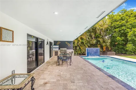 15331 Turnbull Drive Miami Lakes FL 33014