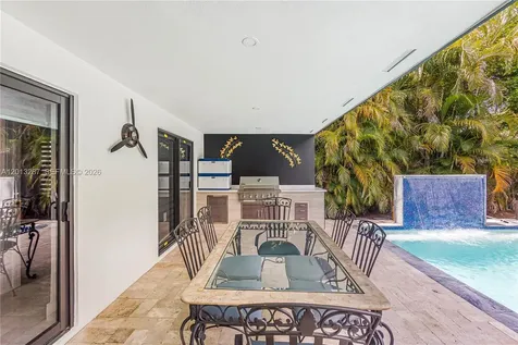 15331 Turnbull Drive Miami Lakes FL 33014
