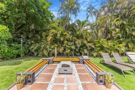 15331 Turnbull Drive Miami Lakes FL 33014