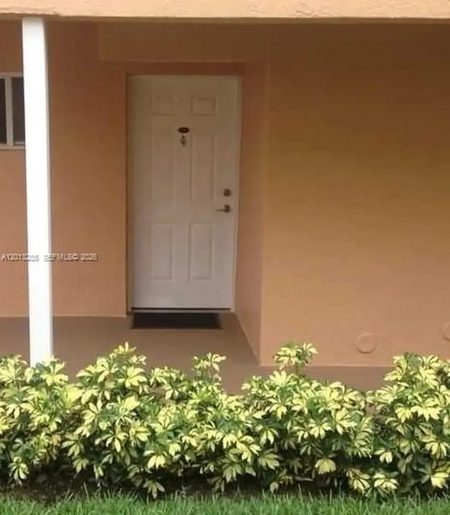 14901 SW 80th Street Miami FL 33193