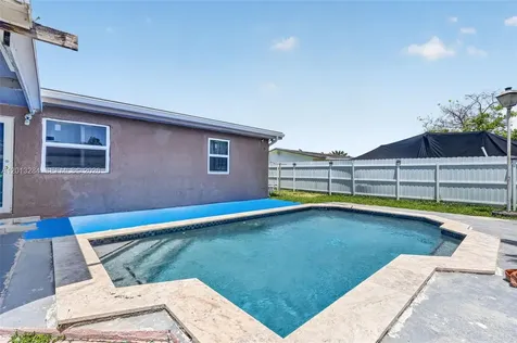 15104 SW 304th Terrace Homestead FL 33033