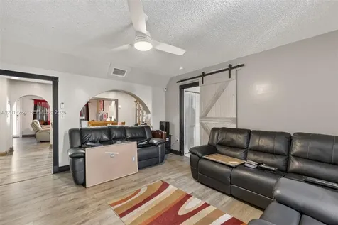 15104 SW 304th Terrace Homestead FL 33033