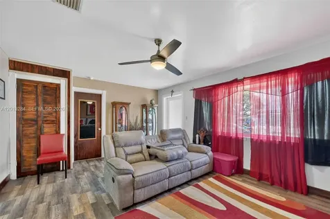 15104 SW 304th Terrace Homestead FL 33033