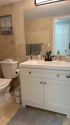 5555 Collins Avenue Miami Beach FL 33140