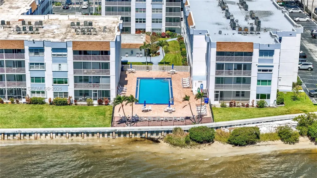 1516 S Lakeside Drive Lake Worth FL 33460