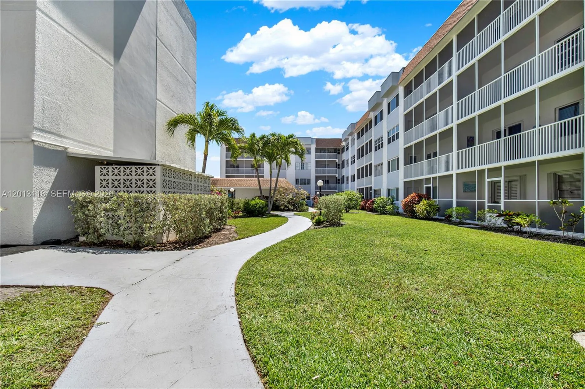 1516 S Lakeside Drive Lake Worth FL 33460
