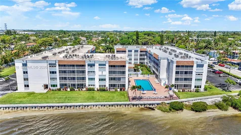 1516 S Lakeside Drive Lake Worth FL 33460