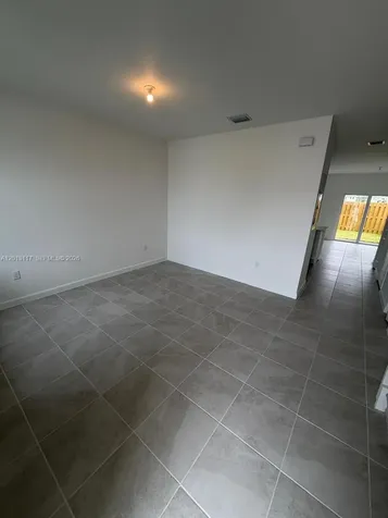 2643 SE 27 Street Homestead FL 33035
