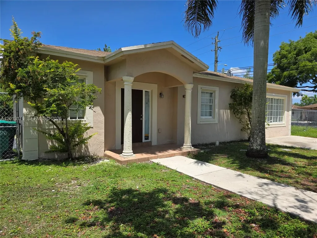 1371 NW 9th Court Florida City FL 33034