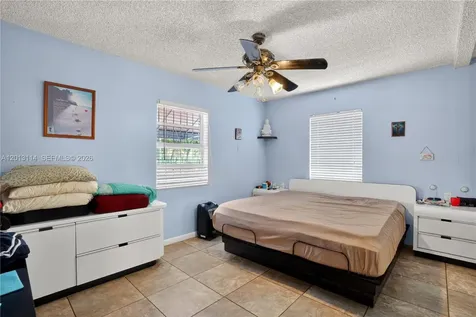 2450 NW 32nd Street Miami FL 33142