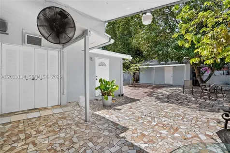 2450 NW 32nd Street Miami FL 33142