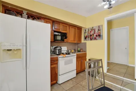 2450 NW 32nd Street Miami FL 33142