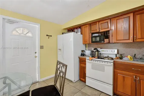 2450 NW 32nd Street Miami FL 33142