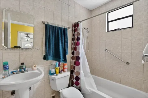 2450 NW 32nd Street Miami FL 33142
