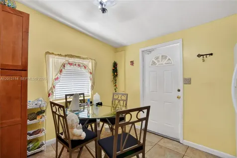 2450 NW 32nd Street Miami FL 33142