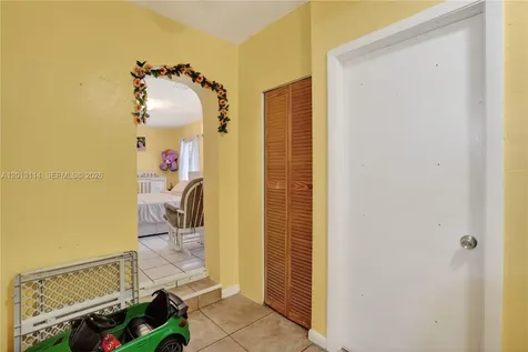 2450 NW 32nd Street Miami FL 33142