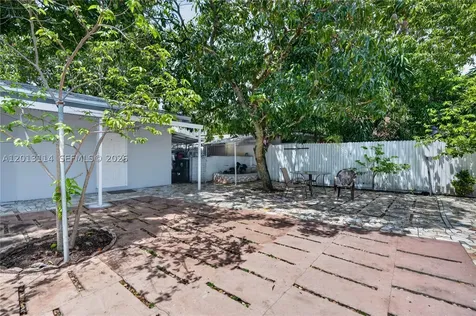 2450 NW 32nd Street Miami FL 33142
