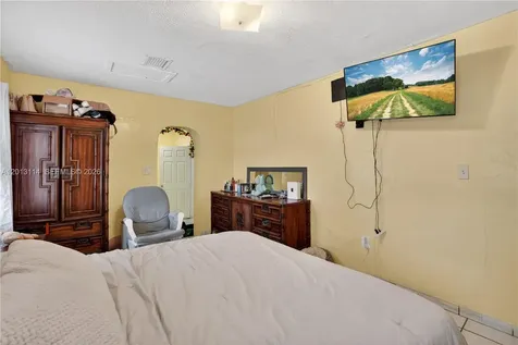 2450 NW 32nd Street Miami FL 33142