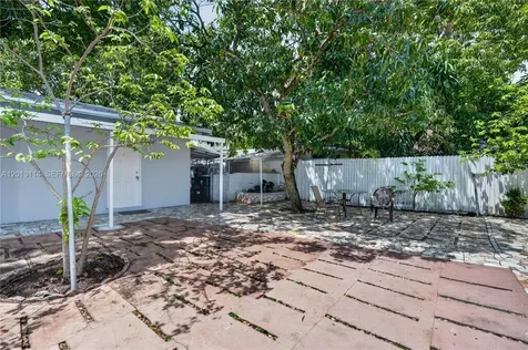 2450 NW 32nd Street Miami FL 33142