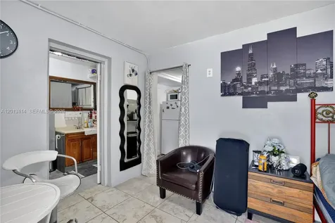 2450 NW 32nd Street Miami FL 33142