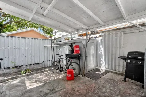 2450 NW 32nd Street Miami FL 33142