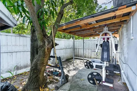 2450 NW 32nd Street Miami FL 33142
