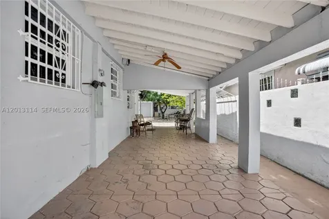 2450 NW 32nd Street Miami FL 33142