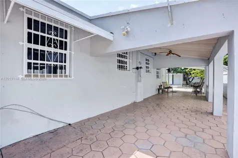 2450 NW 32nd Street Miami FL 33142