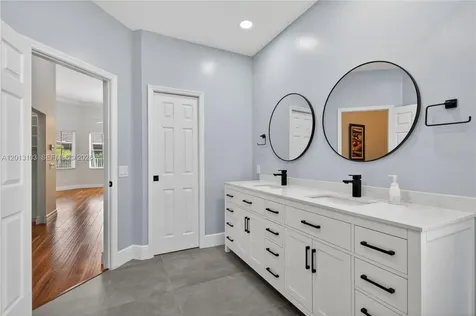 1306 Crossbill Court Weston FL 33327